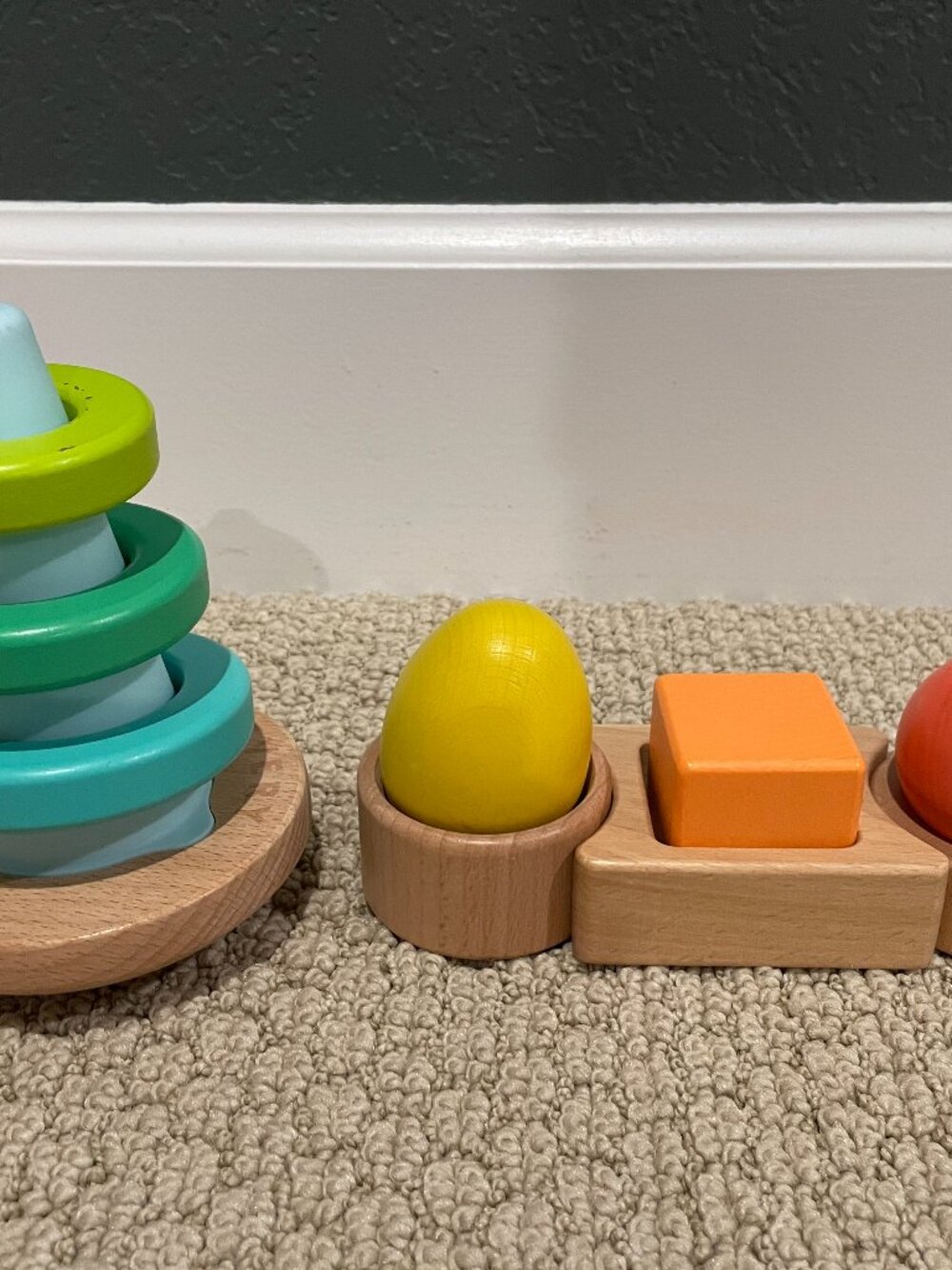 LOVEVERY Wobble Stacker + Montessori Shapes Puzzle